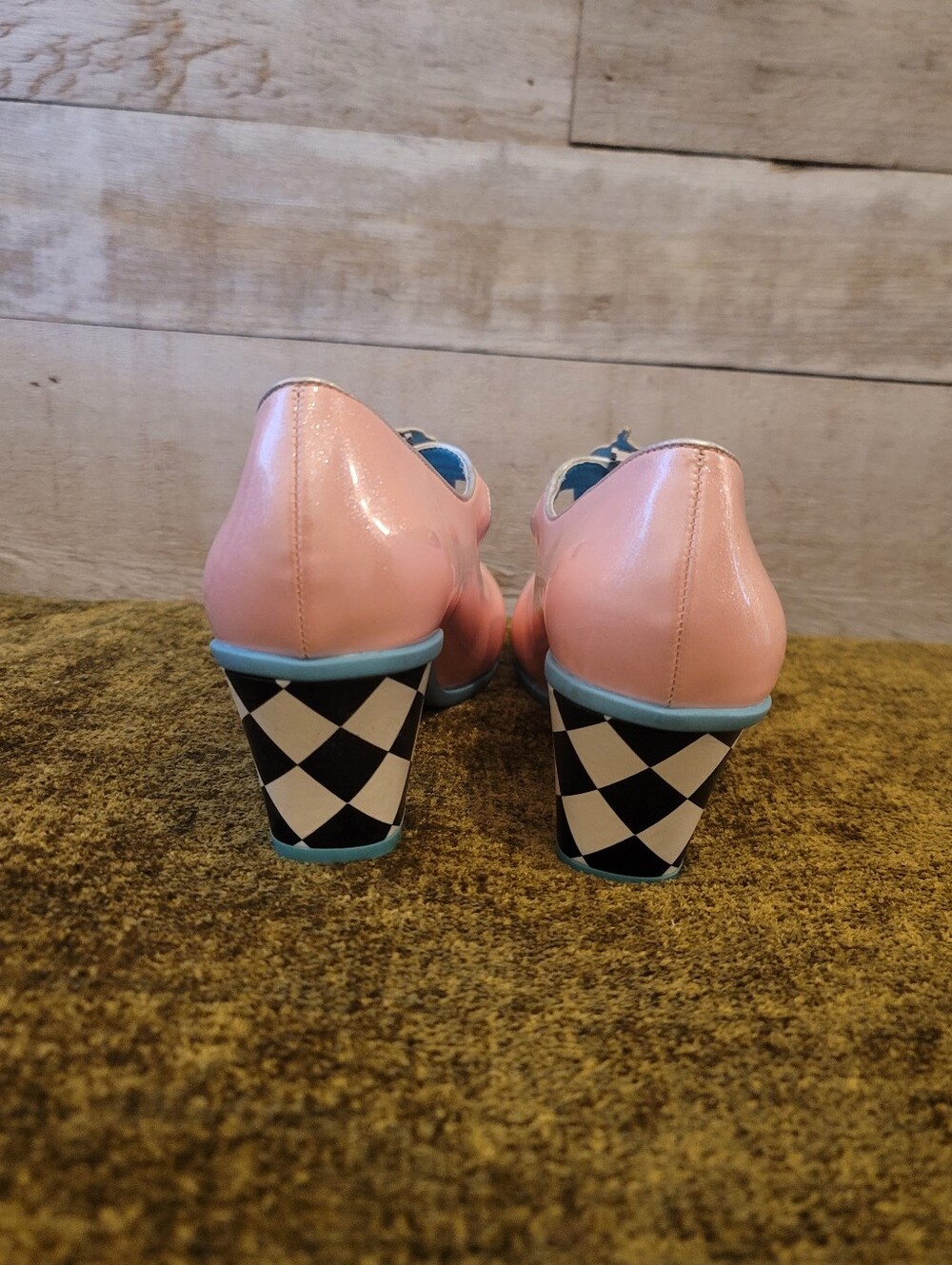 Hot Chocolate Design Icecream Heels - Picture 5 of 6